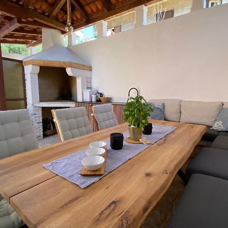 Apartmani Perić Stari Grad  Zewnętrze zdjęcie